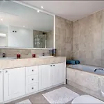 Aloha Terraced House Apartment