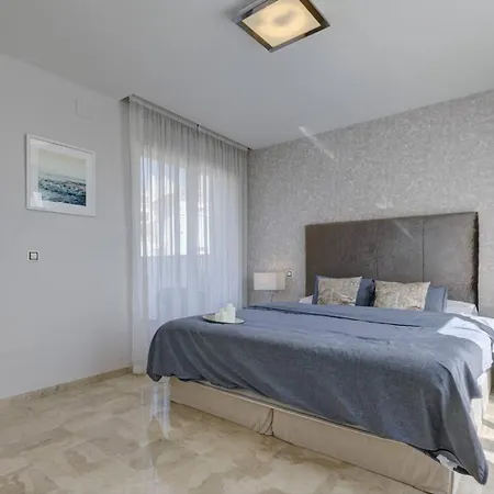 Aloha Terraced House *