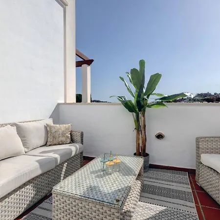 Apartman Aloha Terraced House *